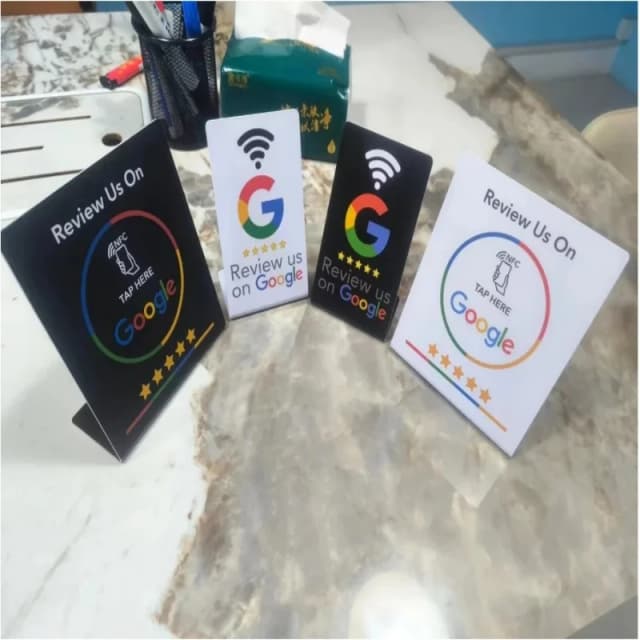 Carte d'examen Google programmable 13.56Mhz, table de station NFC, affichage des critiques de Google, carte pliante, support de marque debout