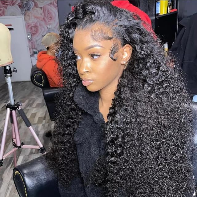 Perruque Lace Front Wig ondulée naturelle, perruques Full Lace Front Wig pour femmes noires 30 34 pouces HD, perruques frontales Loose Deep Wave humides et ondulées