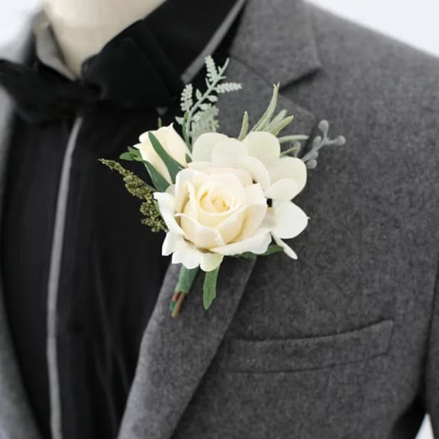 Boutonnières beiges fleurs Roses artificielles soie blanc Corsage boutonnière garçons d'honneur boutonnière pour hommes accessoires de mariage