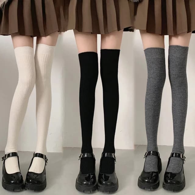 Chaussettes femme automne et hiver épais chaud couleur unie genou haut bas noir blanc rayures verticales cuisse haute chaussettes pour les femmes