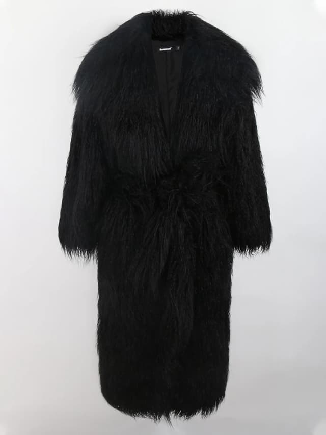 Nerazzurri hiver Long blanc noir poilu Shaggy moelleux épais chaud doux élégant Faux mongolie manteau de fourrure d'agneau femmes ceinture revers 2023