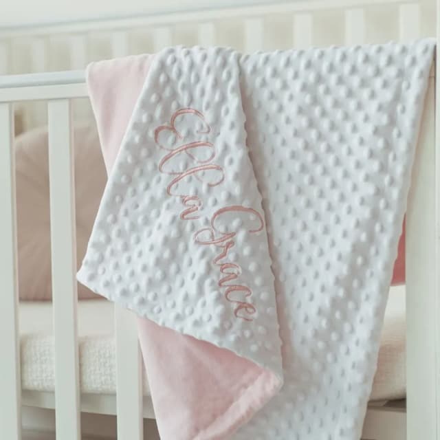 Couverture d'emmaillotage personnalisée pour bébé, couverture avec nom personnalisé pour bébé fille et garçon, couverture mignonne pour tout-petits 75x100cm